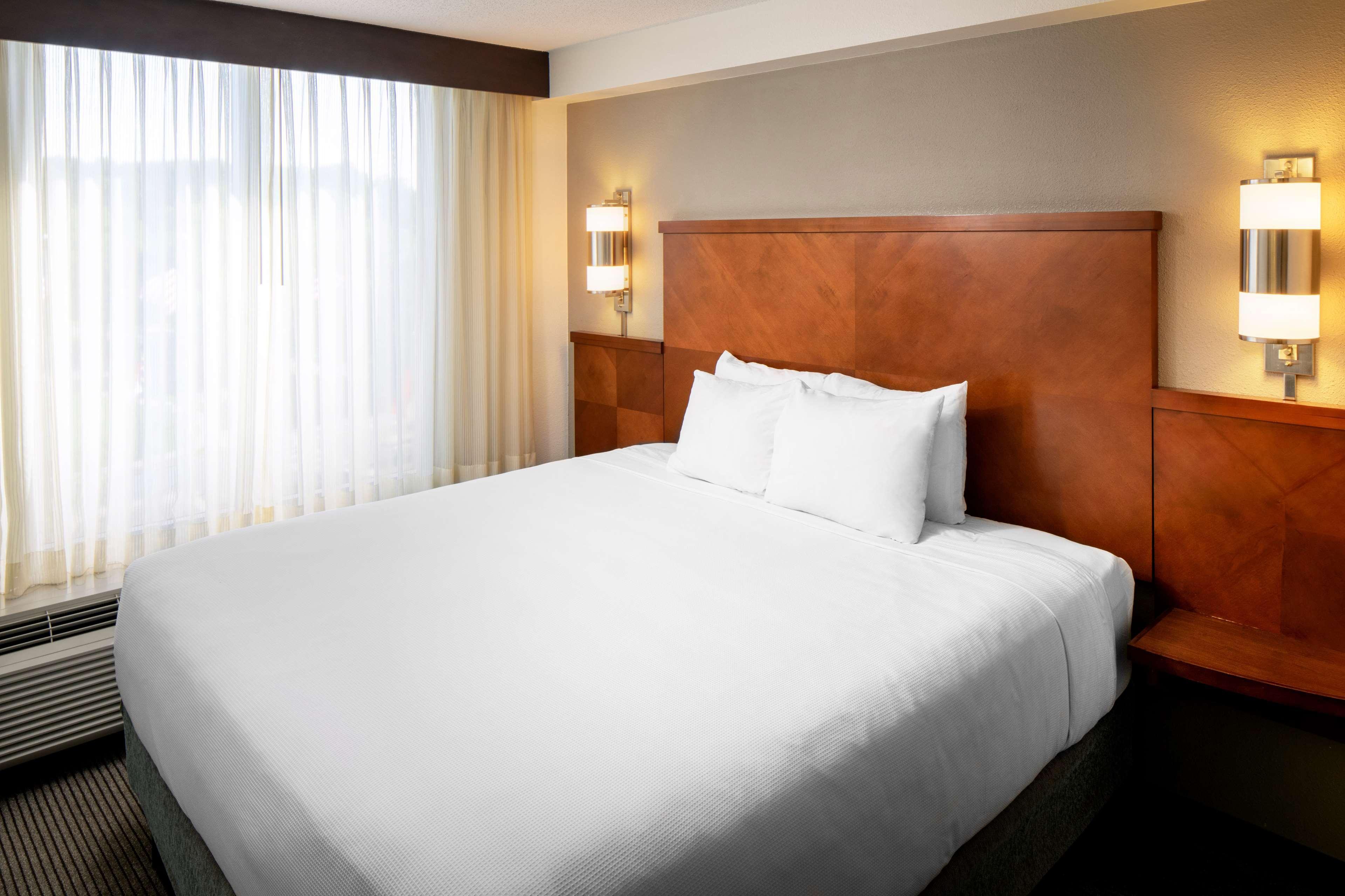 Hyatt Place Topeka Esterno foto