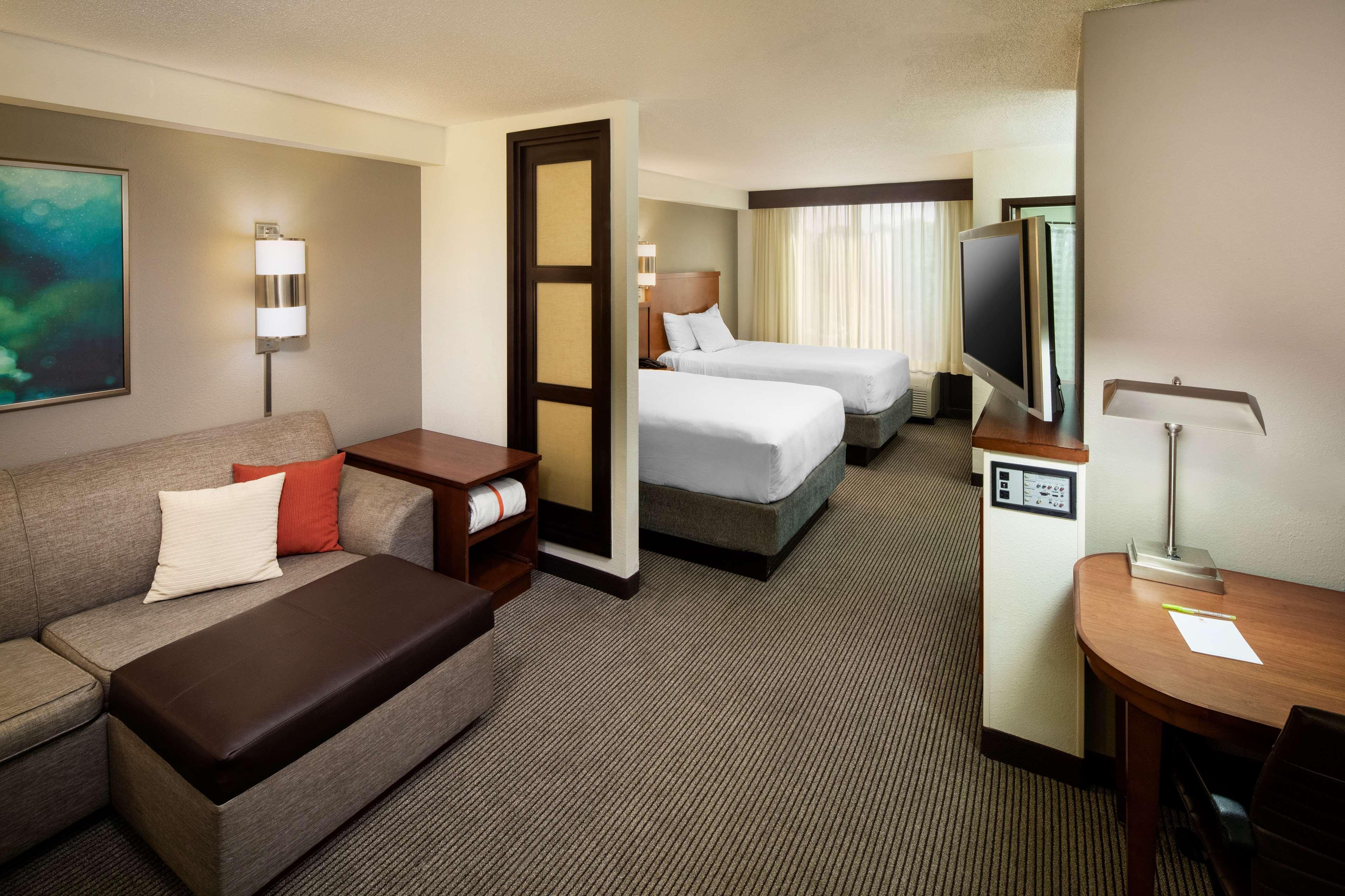 Hyatt Place Topeka Esterno foto