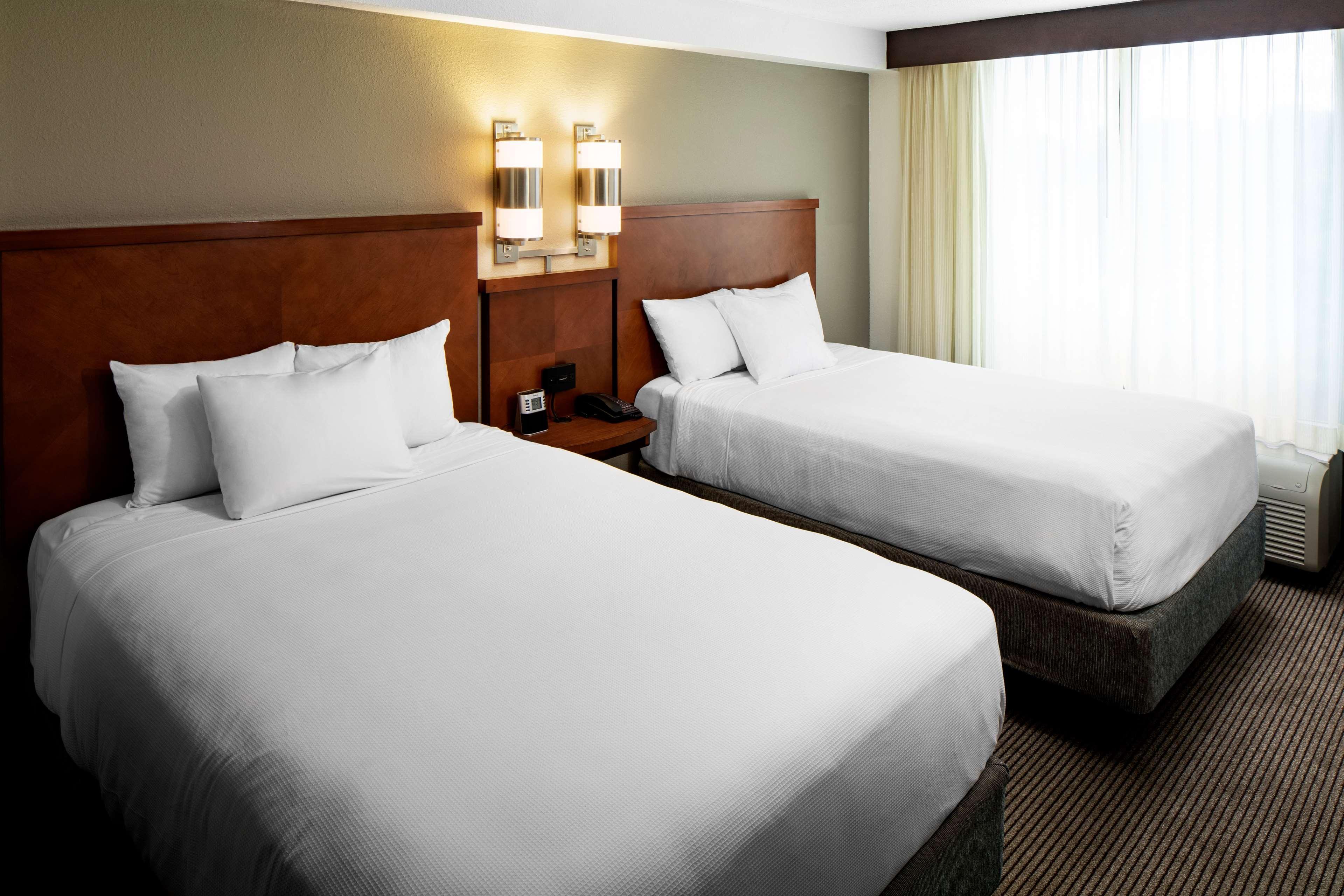 Hyatt Place Topeka Esterno foto
