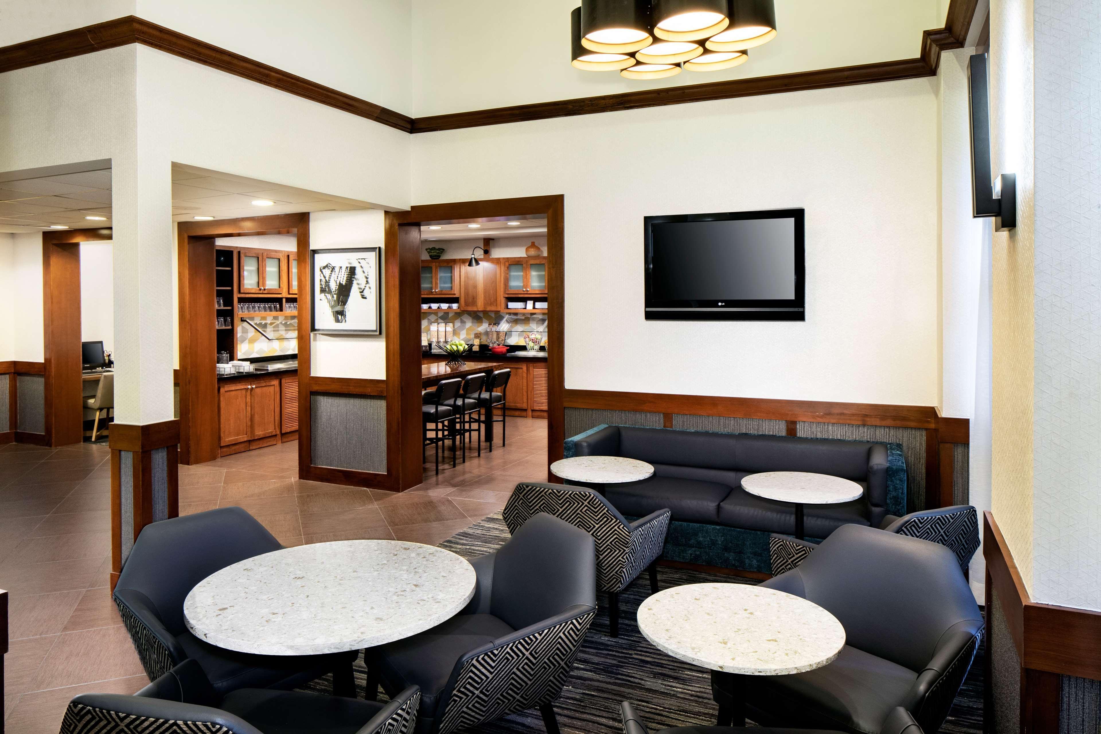 Hyatt Place Topeka Esterno foto