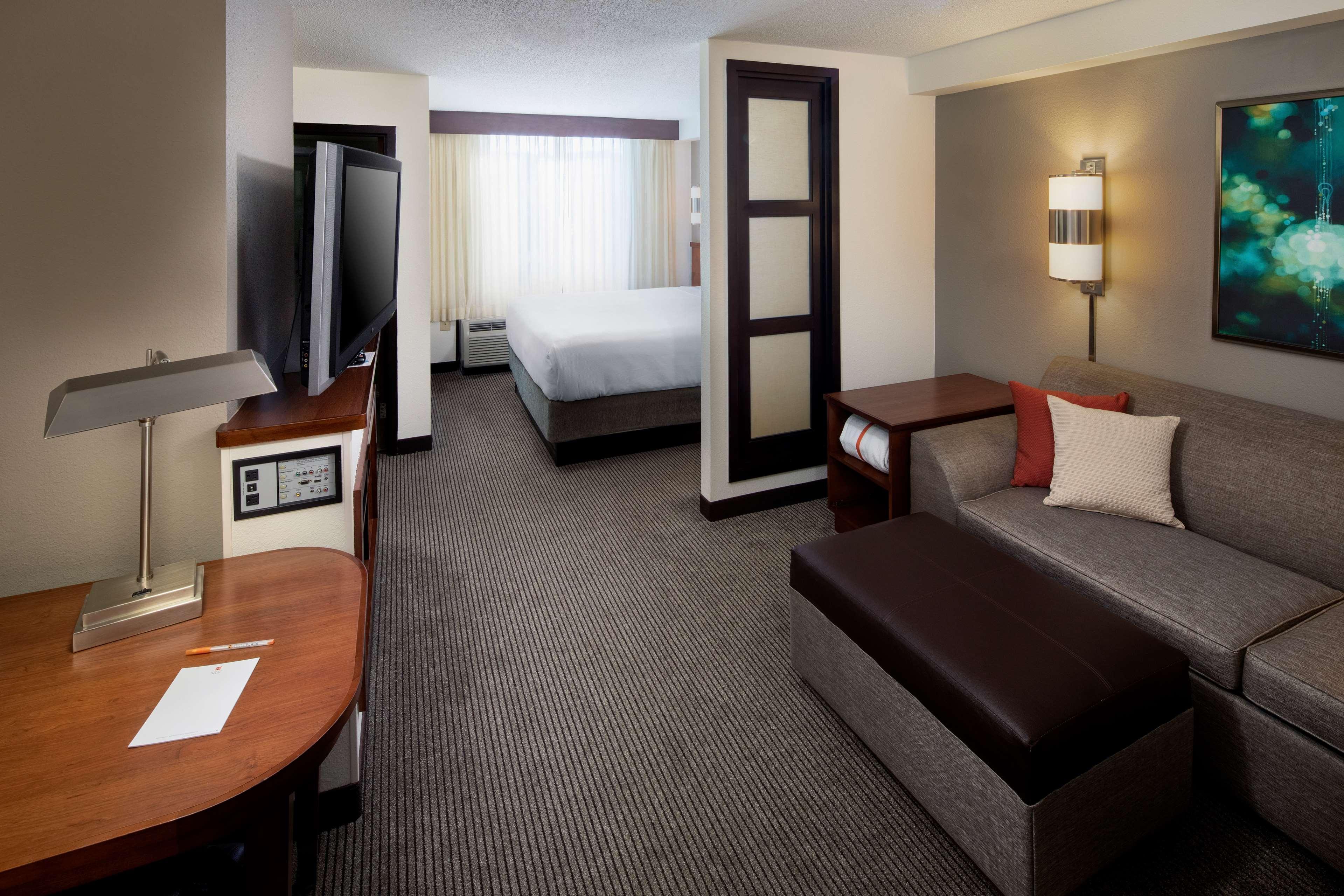 Hyatt Place Topeka Esterno foto