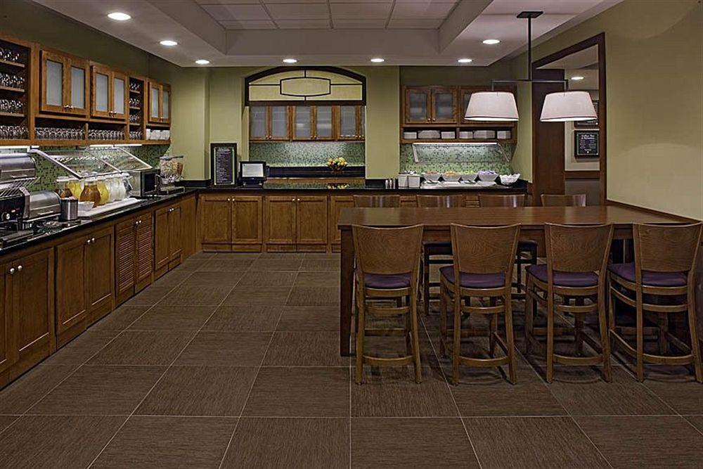 Hyatt Place Topeka Ristorante foto