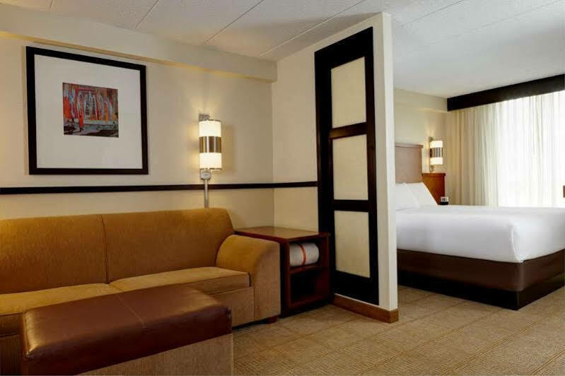 Hyatt Place Topeka Esterno foto