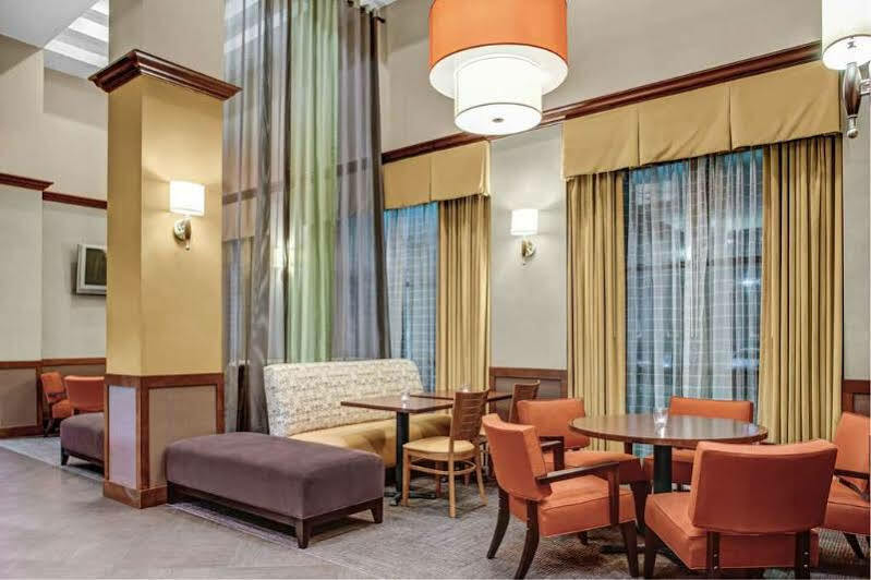 Hyatt Place Topeka Esterno foto
