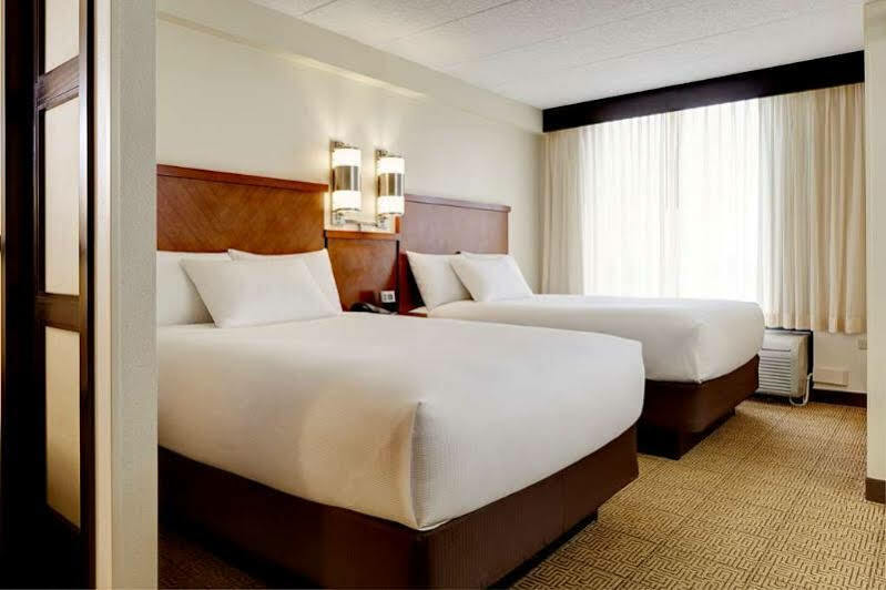 Hyatt Place Topeka Esterno foto